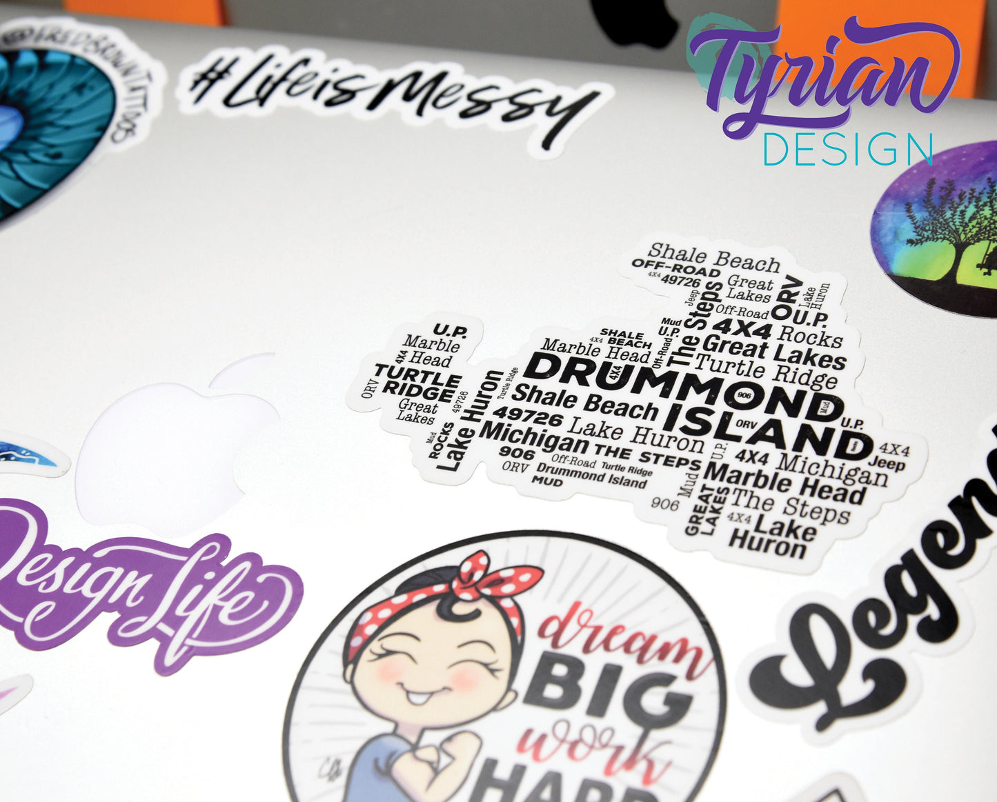 Drummond Island Michigan Vinyl Sticker | 4.4" x 3"