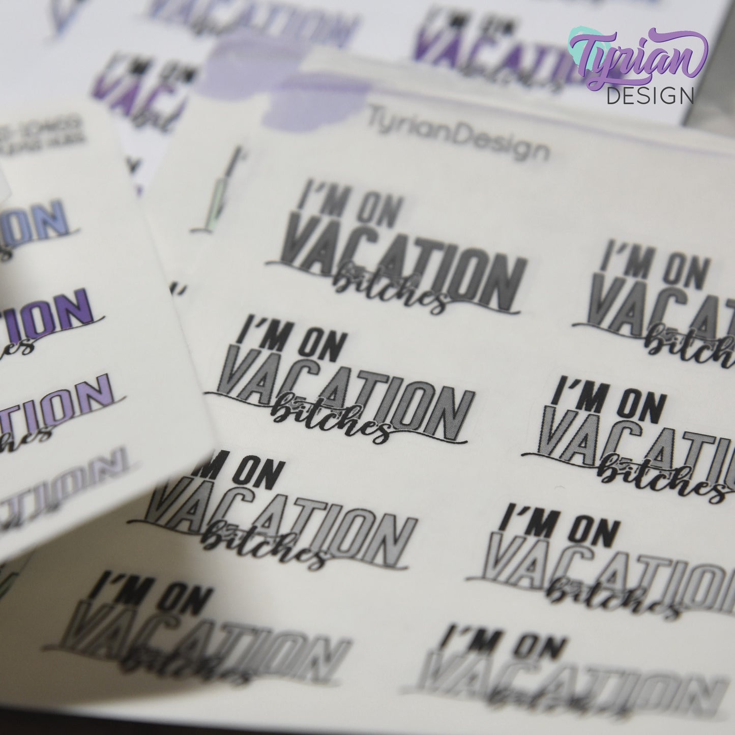 I'm on Vacation Stickers | 8 Stickers per sheet | 1.43 x .83" Each | Various Colors